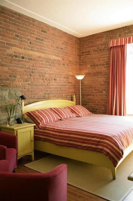 Auberge Saint-Pierre Квебек Номер фото